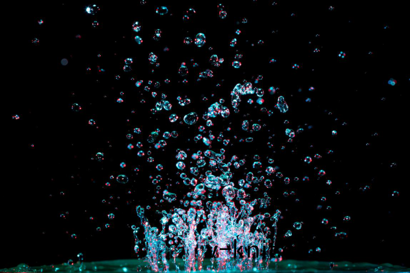 加了消泡劑(ji)的水性漆，泡沫快速消失不畱痕(hen)